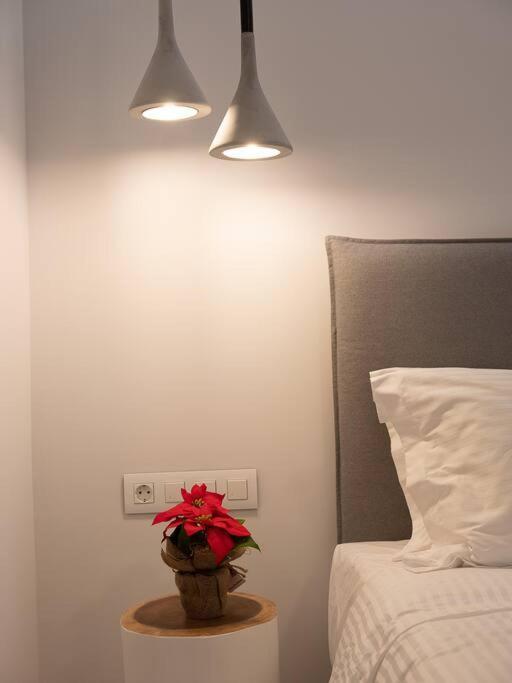 Iris Luxury Apartment At The Heraklion Center Exterior photo